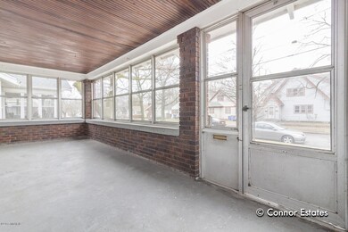 624 Dickinson St SE