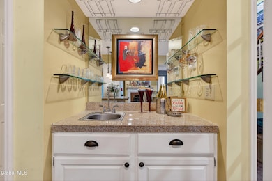 14 Carrie Ct, Schenectady, NY 12309 - photo 6