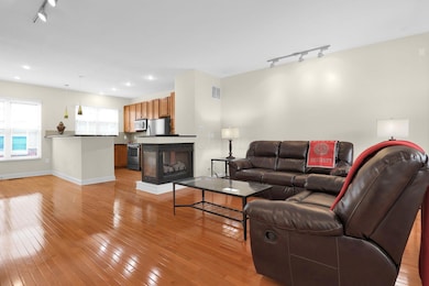 41-web-or-mls-1398-lower-green-cir