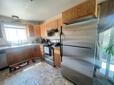 SW Volcano Ave 07