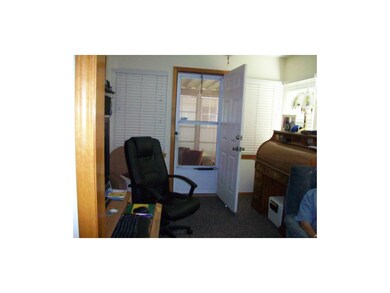 701 Sun Ct, Raymore, MO 64083 - photo 6