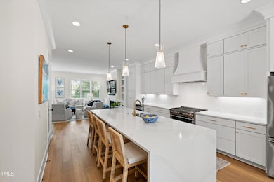 810 Maple Berry Ln unit 104, Raleigh, NC 27608 - photo 3