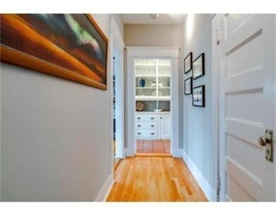 7 Verndale St unit 3, Brookline, MA 02446 - photo 5