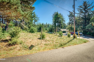 1801 NW Cedar St, Waldport, OR 97394 - photo 2