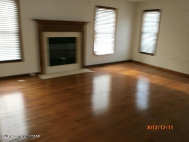 213 Dryden Rd, Stroudsburg, PA 18360 - photo 2