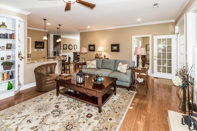 Open plan to kitchen