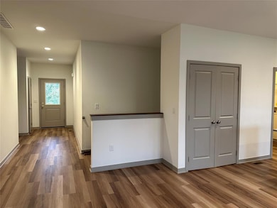 980 Juniper Dr, Carlisle, IA 50047 - photo 2