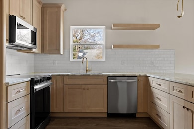 925 N Chamberlain Ave, Chattanooga, TN 37406 - photo 2