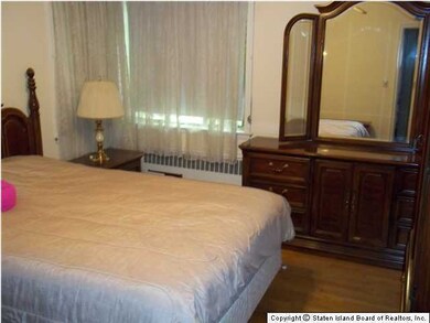 162 Kissel Ave, Staten Island, NY 10310 - photo 7