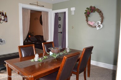 1112 Loomis Ave, Scranton, PA 18504 - photo 5