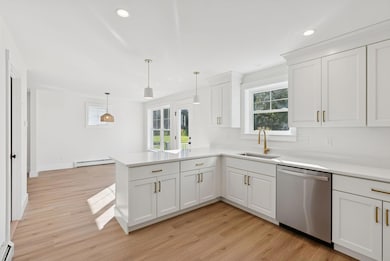 15 Feldspar Ln unit 8, Cumberland, ME 04021 - photo 6