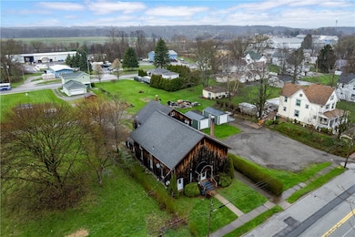 934 W Ridge Ave, Sharpsville, PA 16150 - photo 6