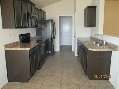 912 Purdue St, Odessa, TX 79765 - photo 5