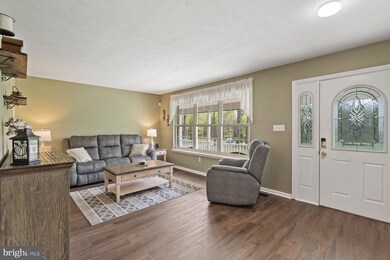 6100 Hidden Hollow Dr, Sykesville, MD 21784 - photo 6