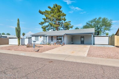 2-web-or-mls-14439 N 32nd Pl-2