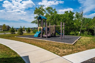 5200 Long Meadow Dr, Middletown, OH 45005 - photo 3