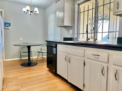 13640 N Silverbell Dr unit 65, Sun City, AZ 85351 - photo 4