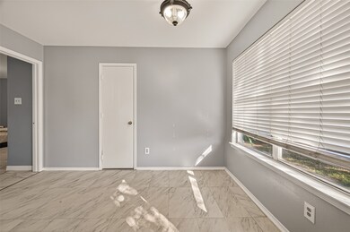 13135 Grassy Briar Ln, Houston, TX 77085 - photo 5