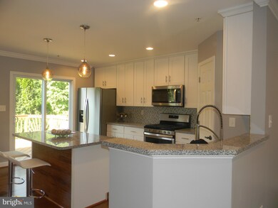 9505 Branchleigh Rd, Randallstown, MD 21133 - photo 6