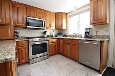 10 Pleasant St, Saugus, MA 01906 - photo 4