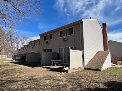 142 Autumn St unit A, Agawam, MA 01001 - photo 4