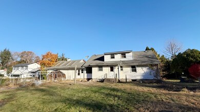 144 General Patton Dr, Naugatuck, CT 06770 - photo 5