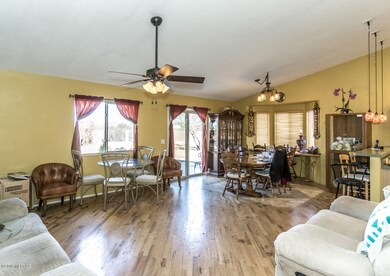 Great rm from entry