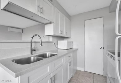 239 W Cleveland Ave unit 2, Las Vegas, NV 89102 - photo 5