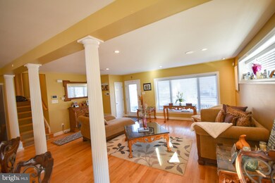 128 Beechtree Dr, Broomall, PA 19008 - photo 3