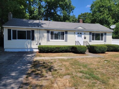 449 Sunderland Rd, Worcester, MA 01604 - photo 2