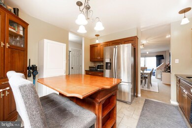 164 Oakmont Ct, Reading, PA 19607 - photo 6