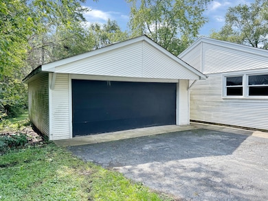 4461 182nd St, Country Club Hills, IL 60478 - photo 5