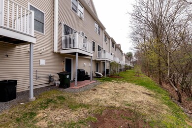 1029 S Mammoth Rd unit 30, Manchester, NH 03109 - photo 3