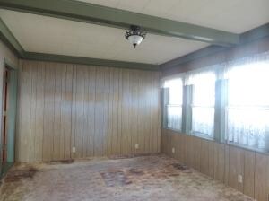 2 Sun porch