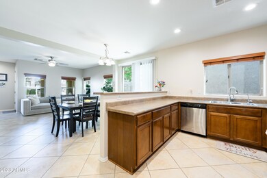 853 S Pheasant Dr