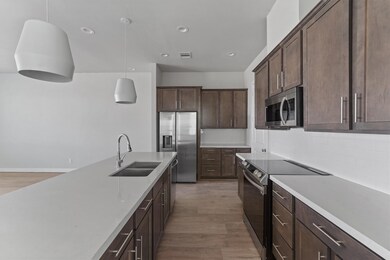 5914 Haring Ln, Houston, TX 77091 - photo 3