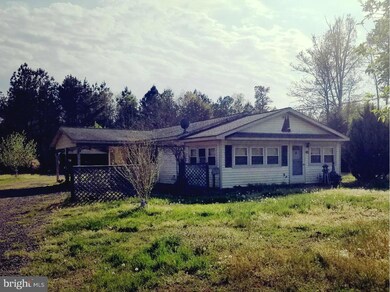 41 Greenway Dr, Colonial Beach, VA 22443 - photo 5