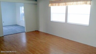 706 Amaryllis Dr, Sebastian, FL 32976 - photo 4