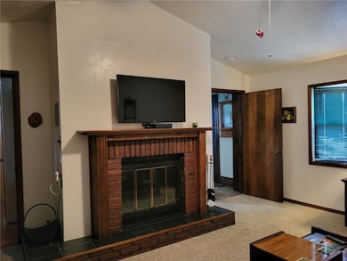 36 E Grant St, Latrobe, PA 15650 - photo 3