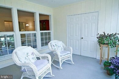 5715 Brewer House Cir unit 101IX, Rockville, MD 20852 - photo 7