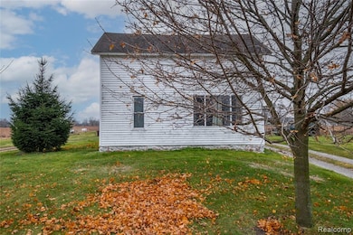 1907 Krouse Rd, Owosso, MI 48867 - photo 3