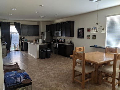 1691 Kitchen and dining room