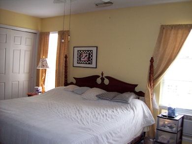 333 Houston Creek Dr, Paris, KY 40361 - photo 4