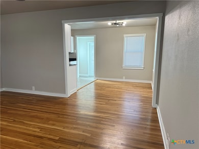 1706 S 41st St, Temple, TX 76504 - photo 3