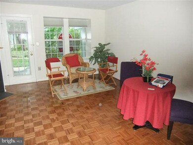 4552 28th Rd S unit A, Arlington, VA 22206 - photo 4