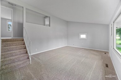 119 Siesta Rd, Carpentersville, IL 60110 - photo 6