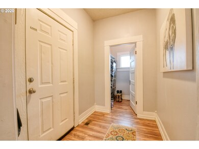 Entrance/Foyer