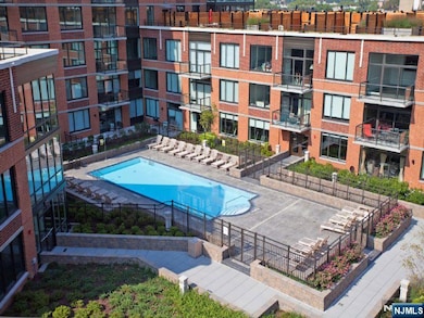 1125 Maxwell Place unit 624, Hoboken, NJ 07030 - photo 2