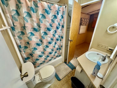 168 Tangerine Rd, Palmetto, FL 34221 - photo 6