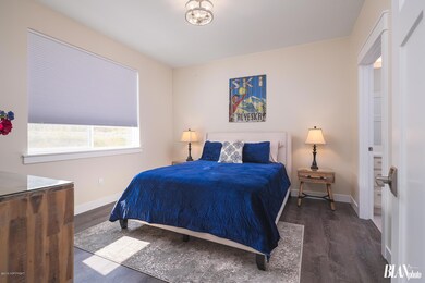 104_190822_realestate